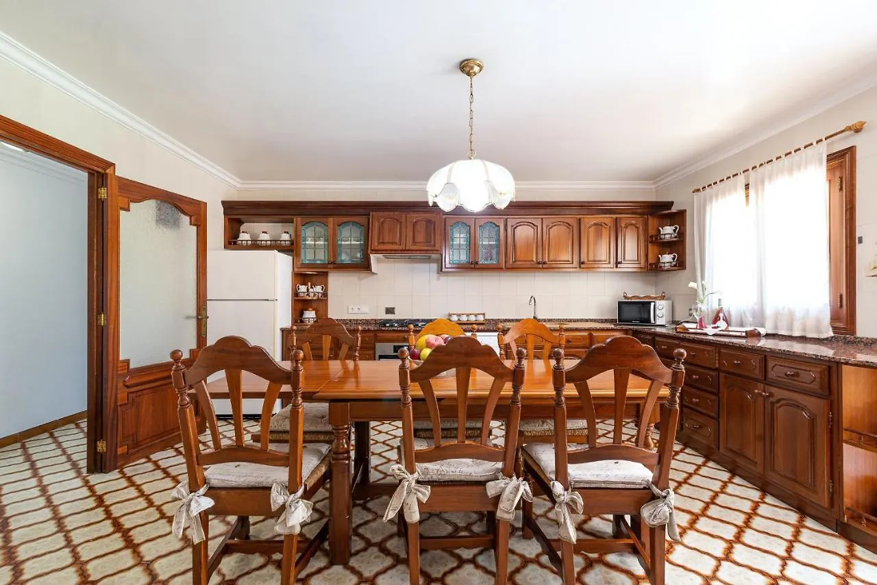 Villa Roses - Alcudia 0*, الكوذيا